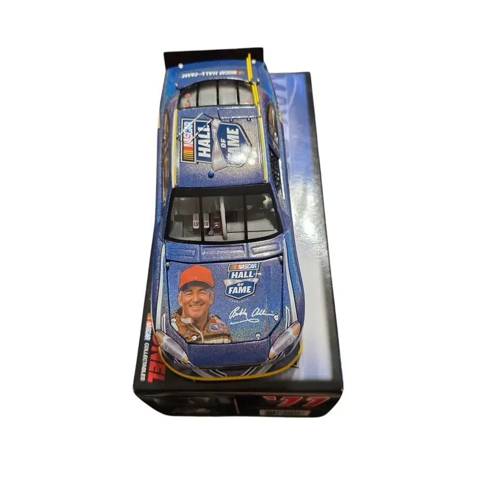 Bobby Allison #11 NASCAR Hall of Fame 2011 Flashcoat 1:24 Diecast 1/896 Action